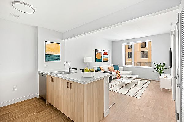 1st image of 75 E 111th St #1B
