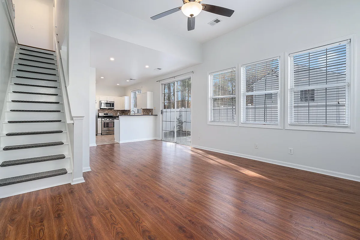 Building Photo - 244 Windcroft Cir NW #1