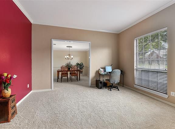3rd image of 1213 Donegal Ln