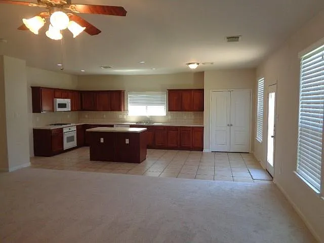 16715 Canyon Whisper Dr — Photo 4