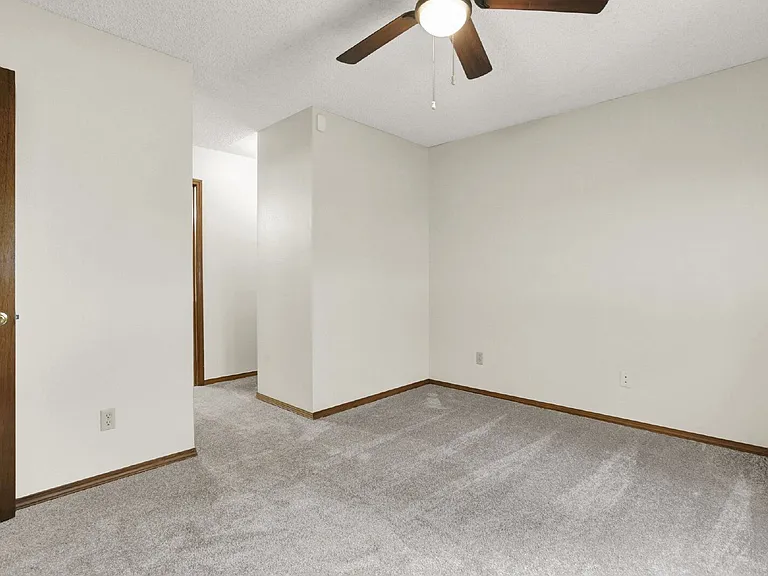 6376 Chantilly Pl — Photo 14