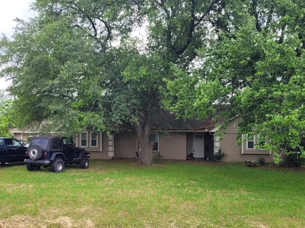 34002 Meredith St, Waller, TX 77484