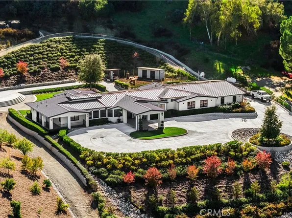 31615 Live Oak Canyon Rd, Redlands, CA 92373