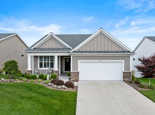 4111 Preserve Dr NE, Belmont, MI 49306