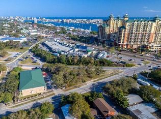 100 Calhoun Ave APT 102, Destin, FL 32541