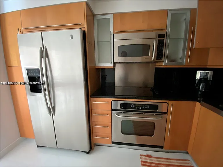 6365 Collins Ave #3010 — Photo 9