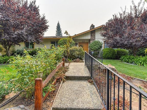 2nd image of 6540 Chiquita Way