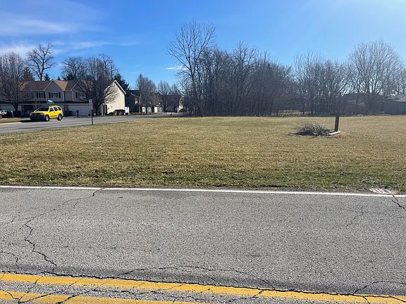 5th image of 900 S Lake Park Ave