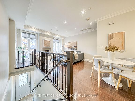 3rd image of 105 Rushbrooke Ave