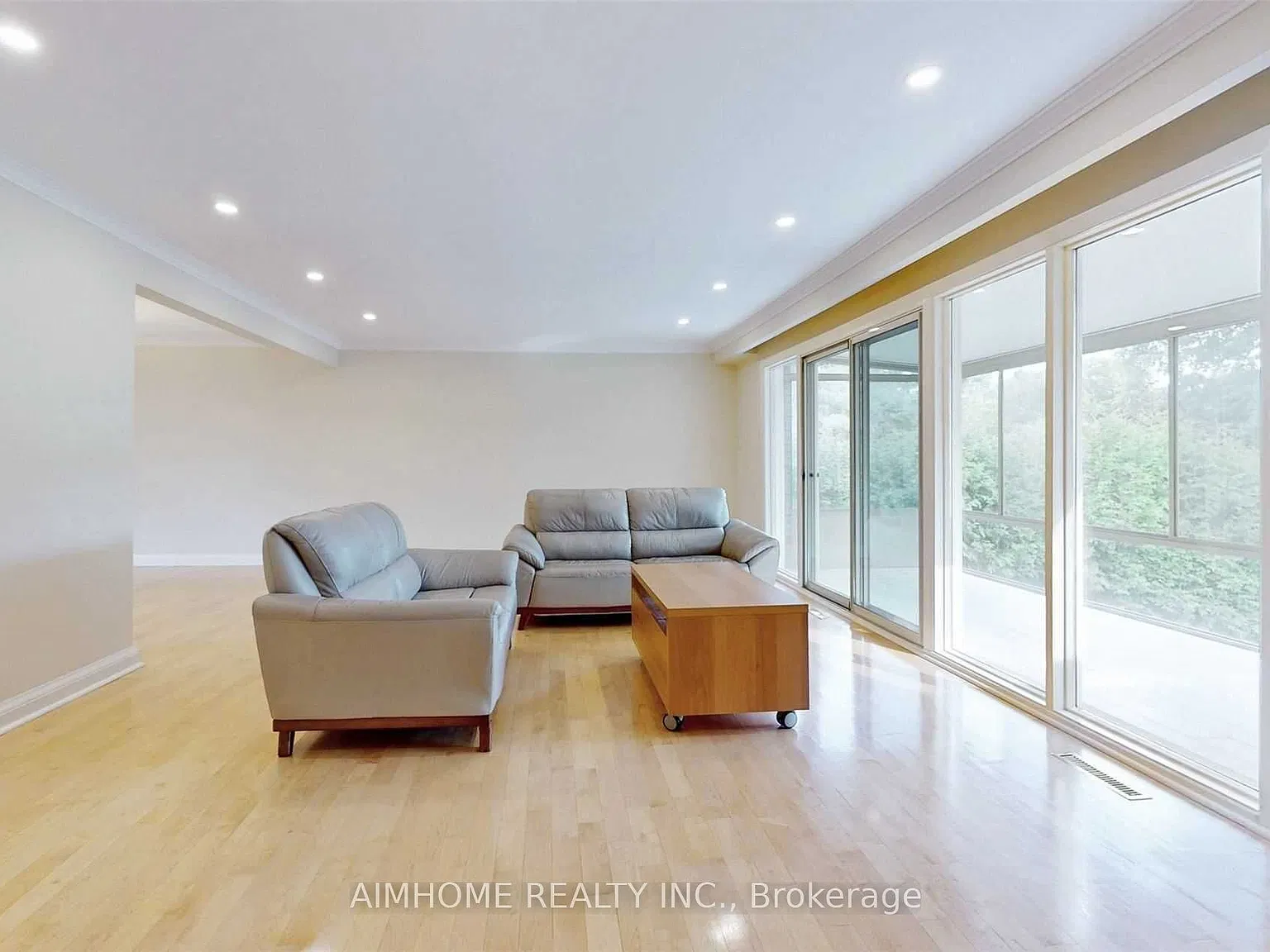 4 bed, $5,500 — Photo 3