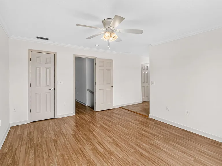 2204 Fan Palm Dr — Photo 16