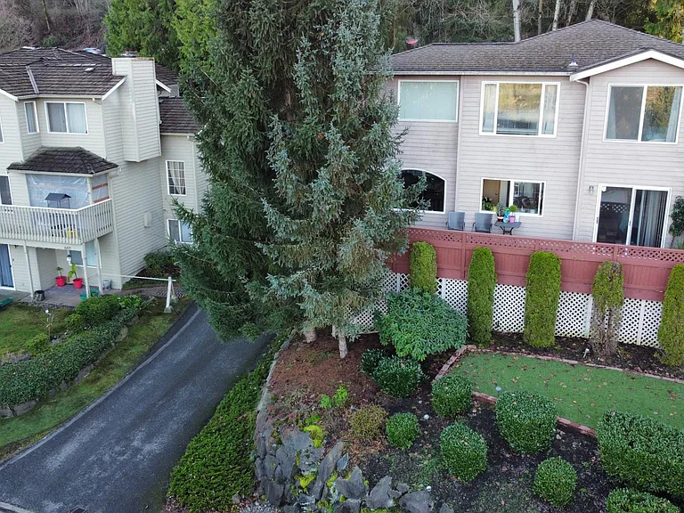 16427 SE 39th Pl — Photo 27