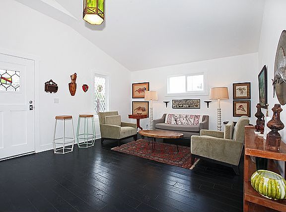4th image of 1307 N Avenue 54