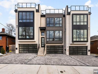 2470 Rossett St, Fort Lee, NJ, 07024