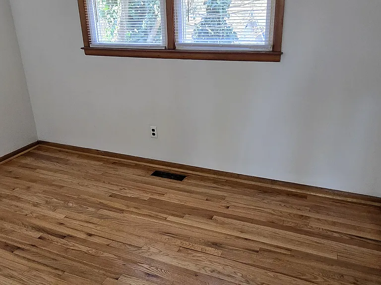 1385 Nottingham Way #6 — Photo 10