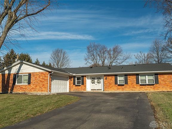 2nd image of 699 Essex Way