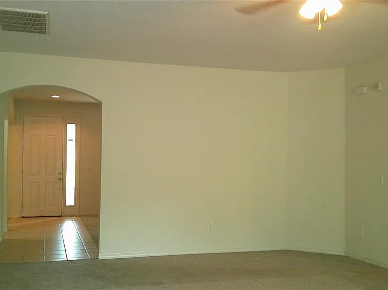 609 Cedar Waxwing Dr — Photo 8