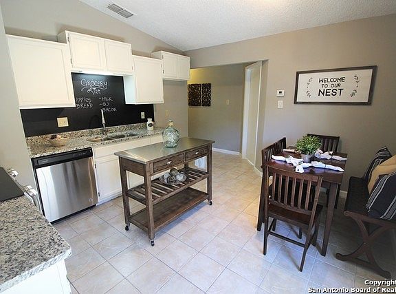 2nd image of 2831 Ash Field Dr