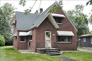 2nd image of 1303 Sheridan Dr