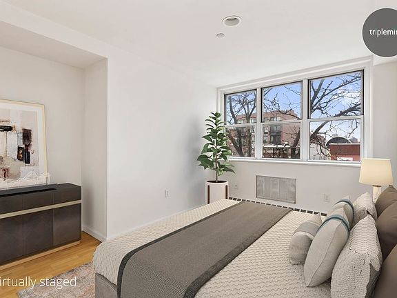 3rd image of 2737 27th St APT 3F
