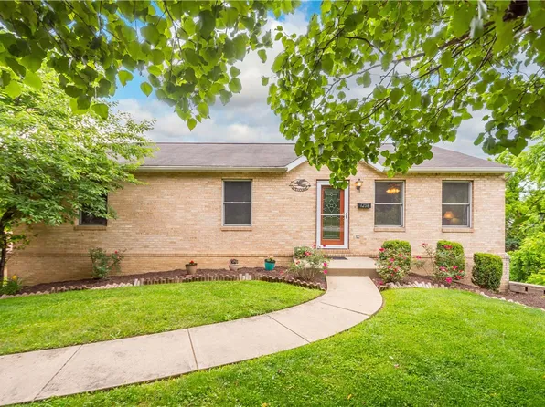 1208 N Gray Ave, Conneaut Lake, PA 15017