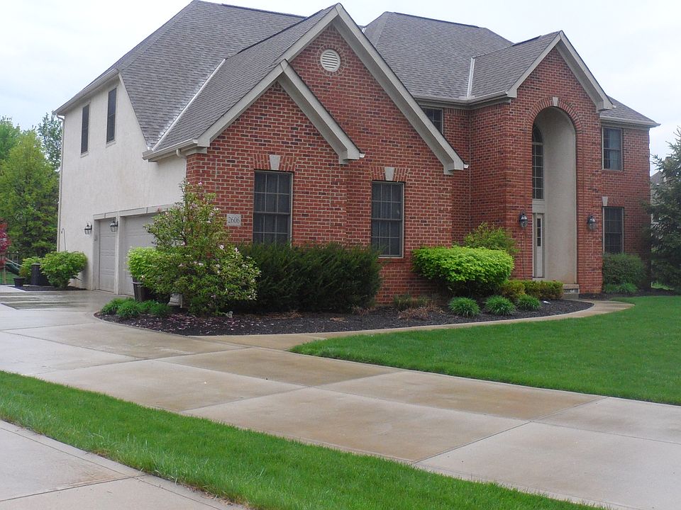 1st image of 2606 Sandhurst Dr