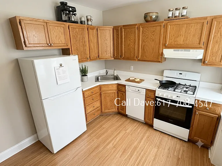 4 Vinal St #18 — Photo 2
