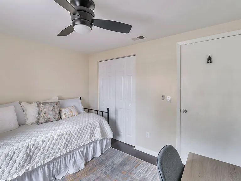 12447 Mondragon Dr — Photo 14