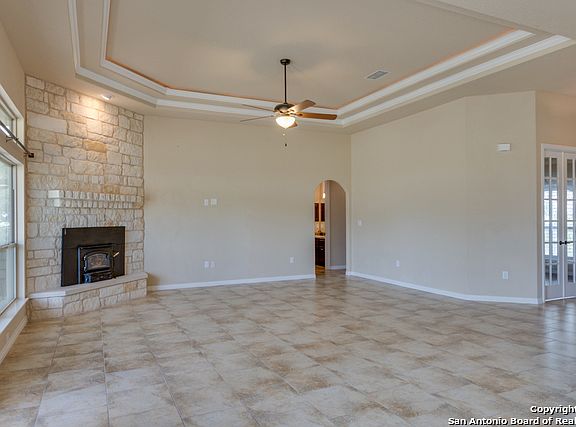 5th image of 1330 Decanter Dr