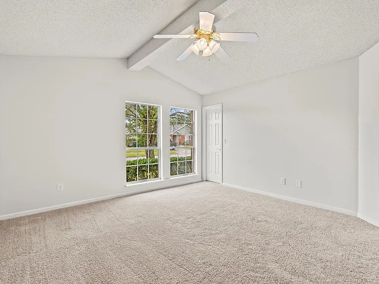 12756 Bentwater Dr — Photo 11