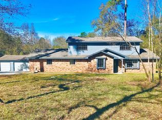12002 Spreading Oaks Ln, Pinehurst, TX 77362