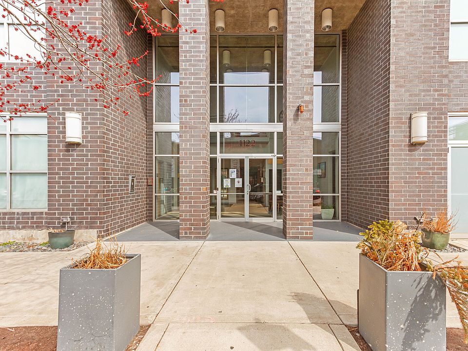 1st image of 1122 W Catalpa Ave APT 613