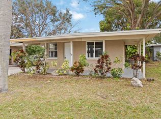 10598 106th Ave APT 1, Largo, FL 33773