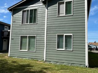 221-223 Oregon Way, Longview, WA 98632