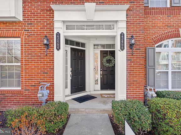 4th image of 23466 Belvoir Woods Ter