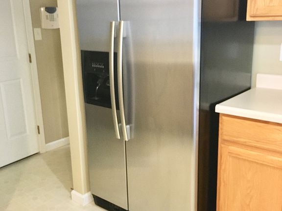 4th image of 3637 King Edward Way