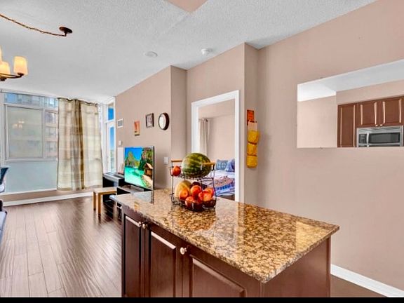 5th image of 225 Webb Dr