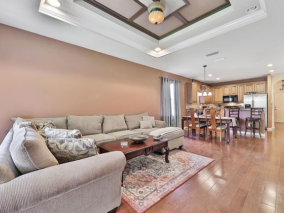 5th image of 11694 Alexandra Dr