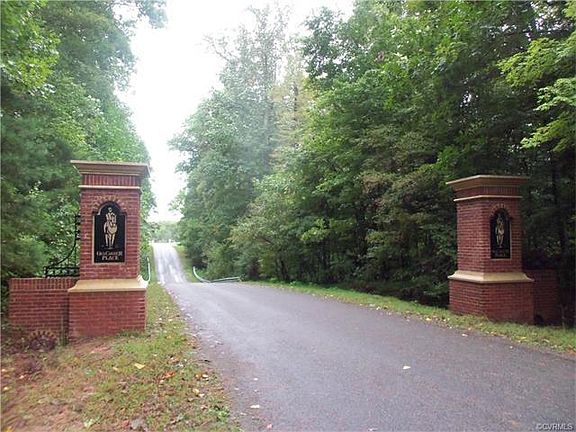 4th image of 8229 Candleberry Dr