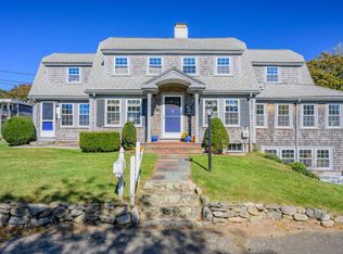 402 Old Wharf Rd, Dennis Pt, MA 02639