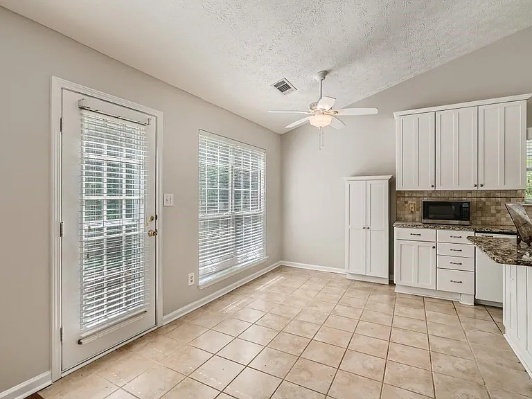 3444 Ennfield Way — Photo 10