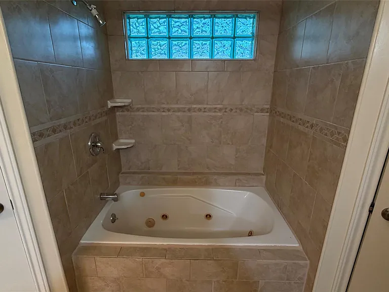 11614 Inga Ln — Photo 16