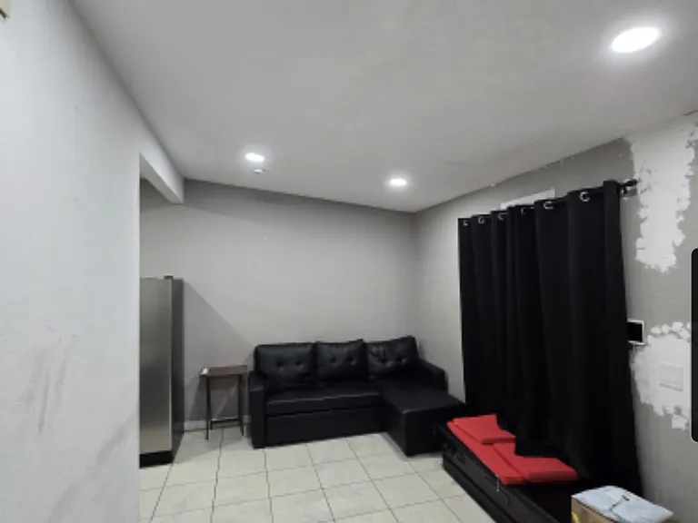 2952 NW 29th St #2 — Photo 9