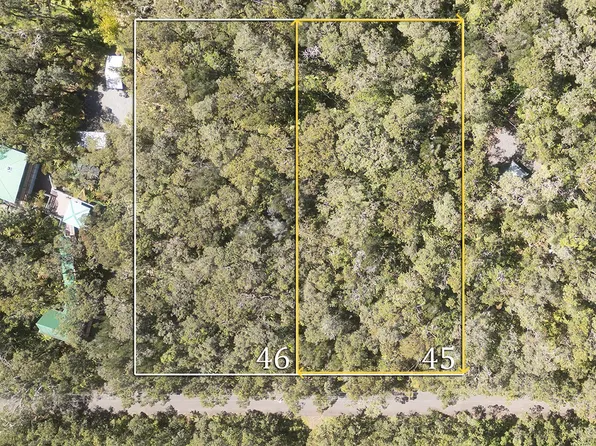 11th St Lot 950, Volcano, HI 96785