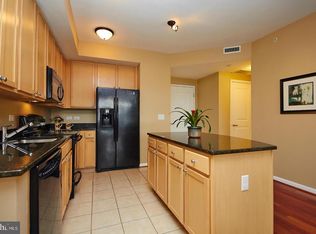 2720 S Arlington Mill Dr Unit 706, Arlington, VA 22206
