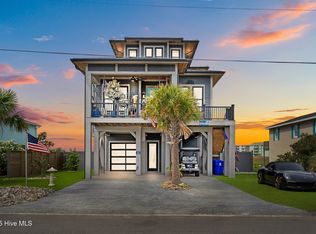 112 Virginia Ave, Carolina Beach, NC 28428