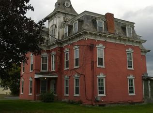 27 Macomb St #2, Plattsburgh, NY 12901