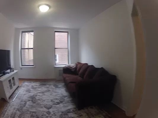 4th image of 1376 3rd Ave #C6