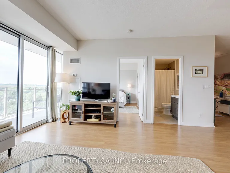 5101 Dundas St W #1101 — Photo 5