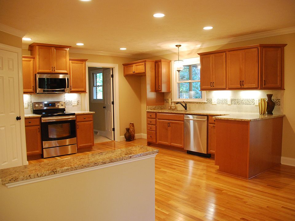 Spacious Kitchen